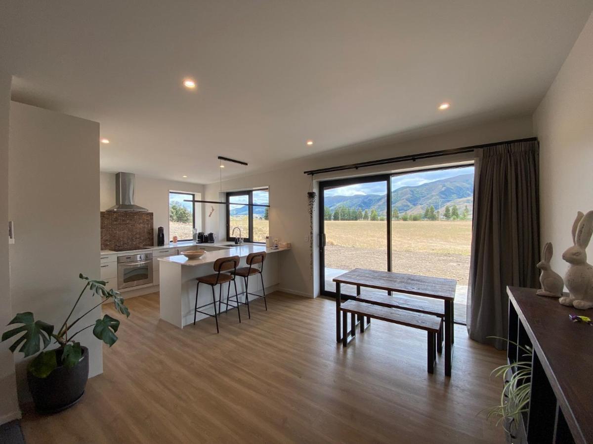 Villa Relax In Rural Wanaka Queensberry Esterno foto